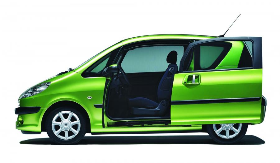  Peugeot 1007 2005 года  (фото 20 из 42)